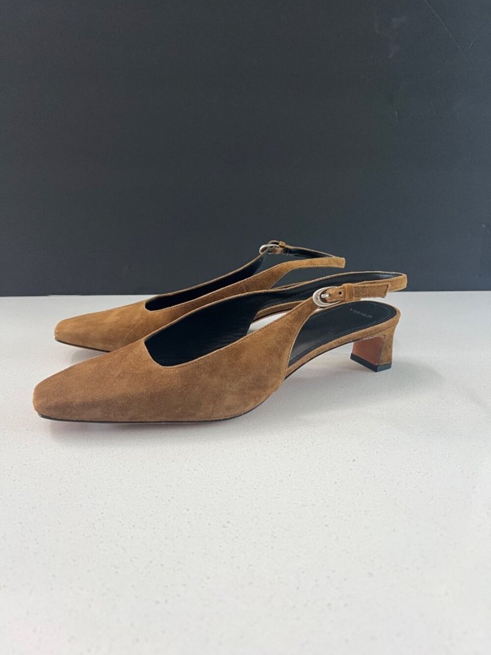 Vince Hart Slingback elmwood suede Pumps Heels size 8.5
